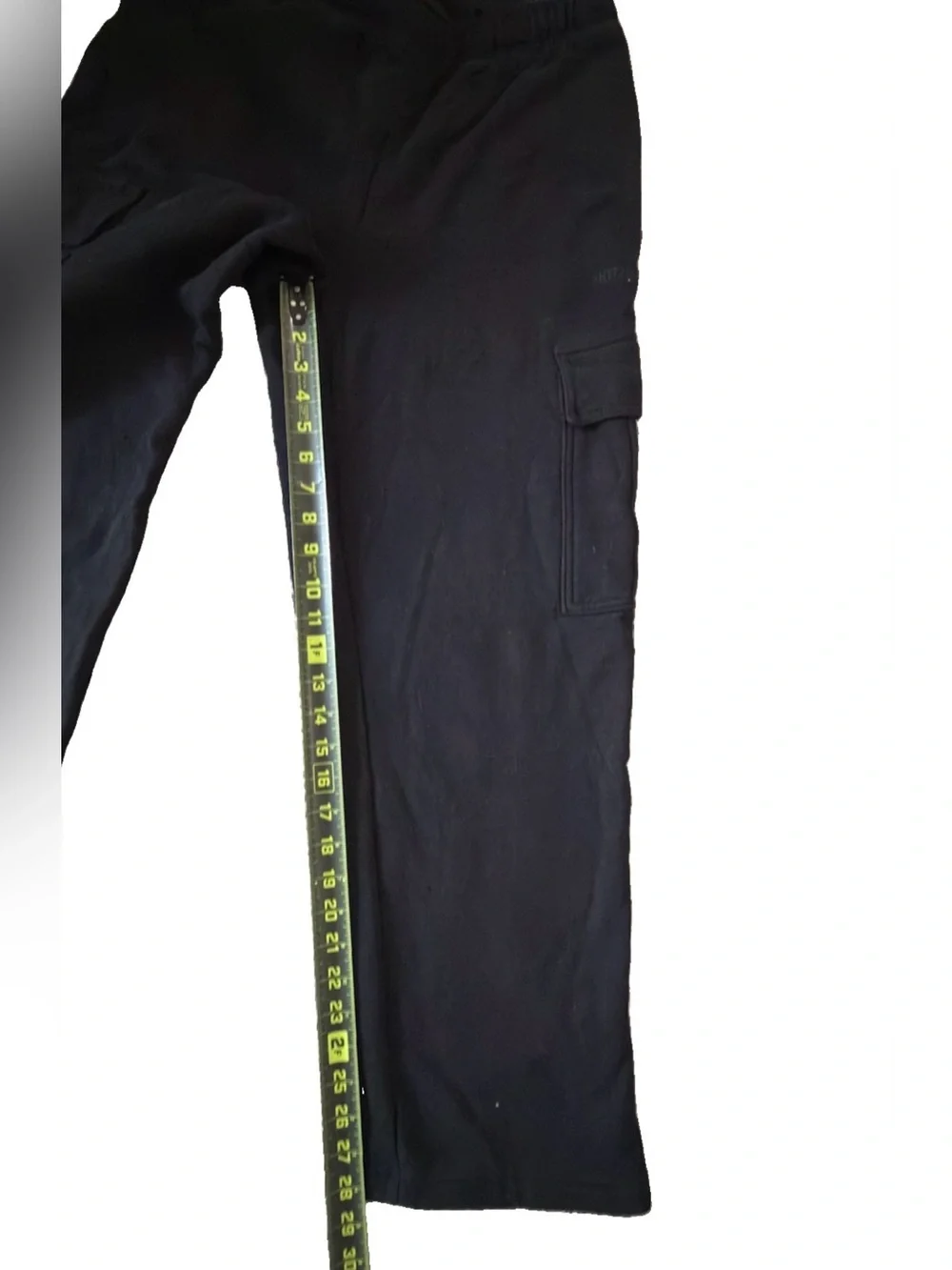 Aritzia Tna Cozy Sweatfleece Mega Cargo Sweatpant Black M Regular